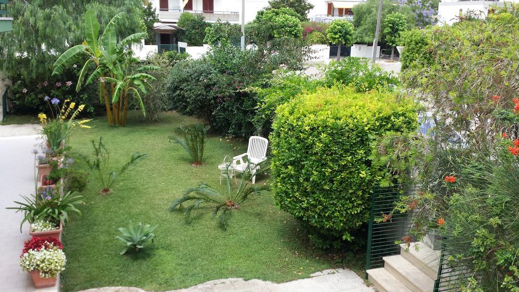 Vento Dell'Est Bed & Breakfast San Cataldo  Luaran gambar